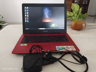 Laptop Asus A456U i5 7200U
Komputer riba