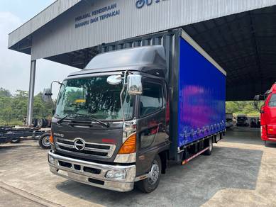 Hino 500 Rebuild Curtain Sider Lorry