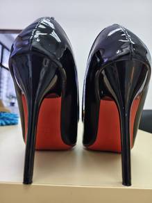stelleto 10cm size 37
