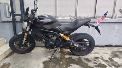 Ducati Monster 797