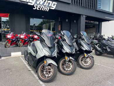 Honda Forza 250