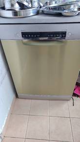 Like-New Bosch Series 4 Dishwasher