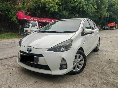 Toyota Prius c (HYBRID) in Seri Kembangan, SGR