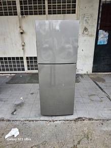 2 door fridge refrigerator Electrolux 210L