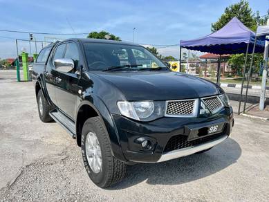 Mitsubishi Triton in Klang, SGR