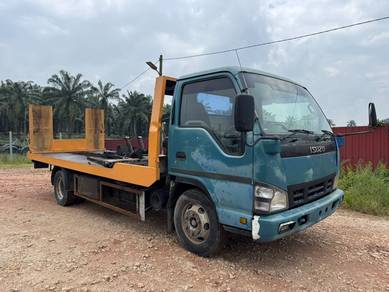 Isuzu Car Carrier / Towing