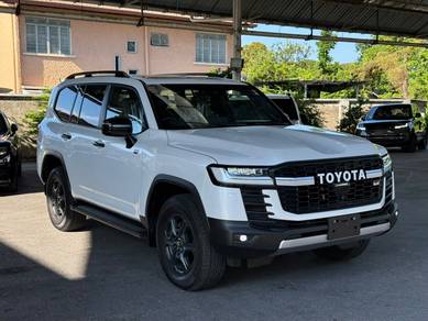 Toyota Land Cruiser GR SPORT in Kuching, SWK