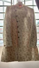 Men's traditional wear