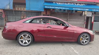 Mercedes Benz E250 250 CGI BlueEFCY AVNTGRDE(CBU) in Pontian, JHR