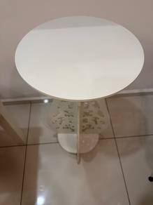 white small table