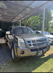 Isuzu D-Max in Kota Kinabalu, SBH