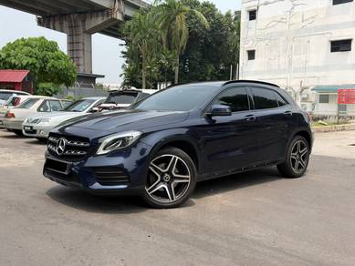 Mercedes Benz GLA250 250 4MATIC (CBU) in Bandar Puteri Puchong, SGR