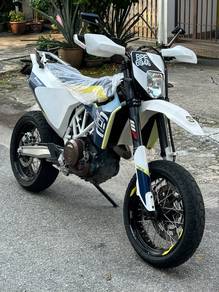 Husqvarna 701 Supermoto