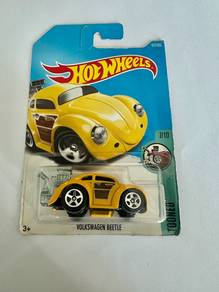 VOLKSWAGEN BEETLE - HOT WHEEL Car