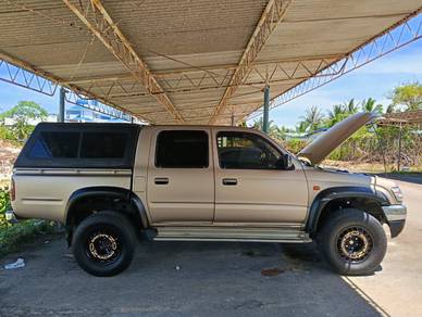 Toyota Hilux SR TURBO in Tawau, SBH