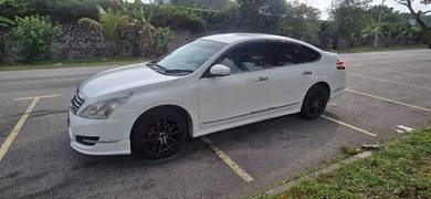 Nissan Teana 200 XE LUXURY in Bandar Tasik Selatan, KUL