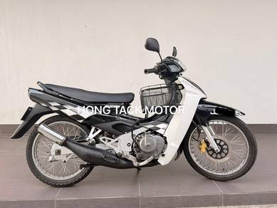 Suzuki RGV