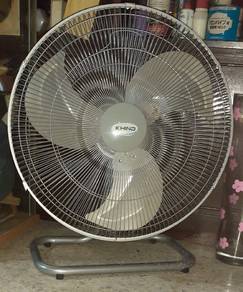 Khind Floor Fan