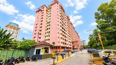 Apartment For Sale in Taman Anggerik Villa 2