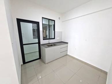 Condominium For Rent in Ideal Venice Residency