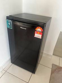 Hisense Mini Fridge 110L – Condition 9.8/10 + Masi