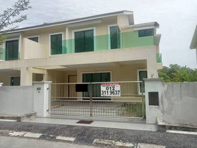 Semi-Detached House For Sale in Sitiawan,PRK