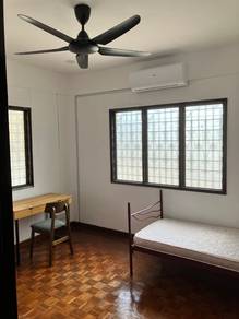 Room in Petaling Jaya, SGR