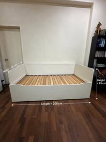 IKEA VIHALS Daybed+Trundle+2Mattresses + Protector