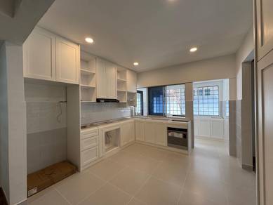 Semi-Detached House For Rent in Bangsar,KUL