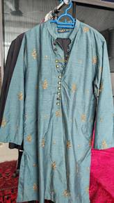 Authentic Pakistani Kurta / Men's Traditional Top 