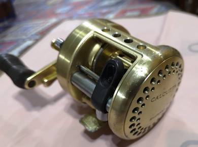 Shimano Calcutta 100XT Baitcasting Reel – Used
