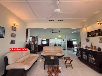 Bungalow House For Sale in Tanjung Bungah,PNG
