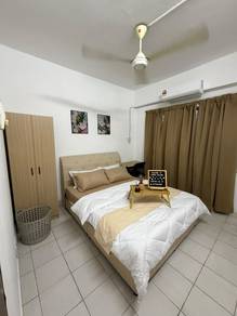 Room in Bandar Bukit Tinggi, SGR