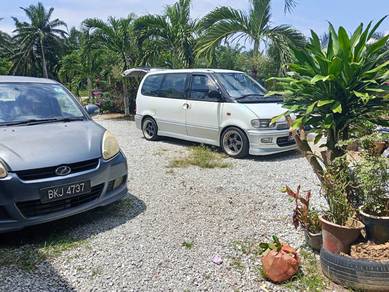 Nissan Serena in Sabak Bernam, SGR