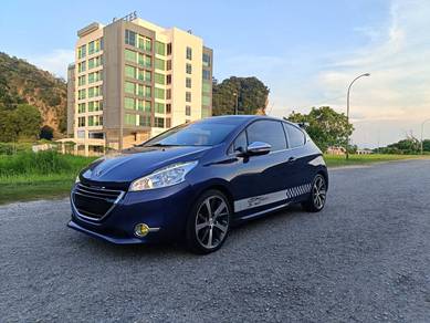 2014 Peugeot 208 VTi ALLURE