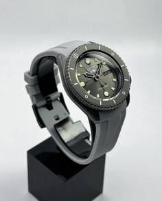 42mm Seiko Naruto Shikamaru SKX Limited Edition