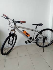 frame aluminium n gears SIMANO brand