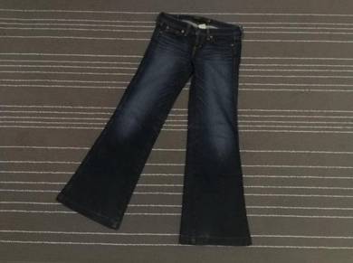 Authentic gap premium gold women w31