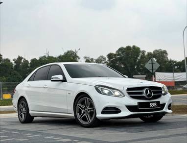 Mercedes Benz E200 200 AVANTGARDE (CKD) in Johor Bahru, JHR