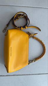 Charles & Keith to let go