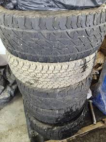 Tayar at pick up suv Bridgestone Dueler A/T 697