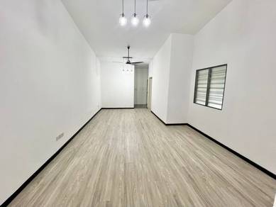 Semi-Detached House For Rent in Batu Caves,SGR