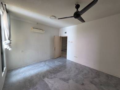 Service Residence For Sale in Vista Alam Serviced Apartment