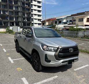 2023 Toyota Hilux E
