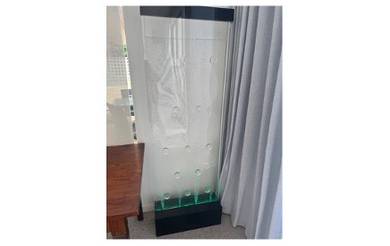 Custom made 4ft Standing Bubble Wall with LED Ligh