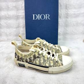 Dior B23 Low Top Oblique Black / White