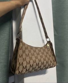 canvas shoulder bag