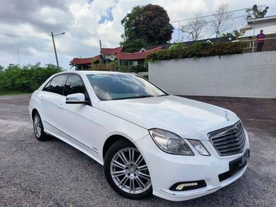 Mercedes Benz E200 200 CGI BlueEFCY ELEGANCE(CKD) in Batu Pahat, JHR