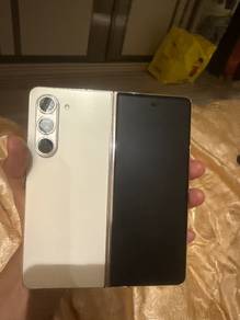 Samsung Galaxy Z Fold 5
