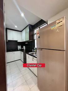 Condominium For Sale in E-Park Condominium